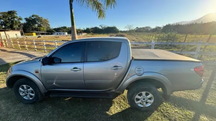 Mitsubishi L200 Triton HPE 3.2 CD TB Int.diesel AUT 2012