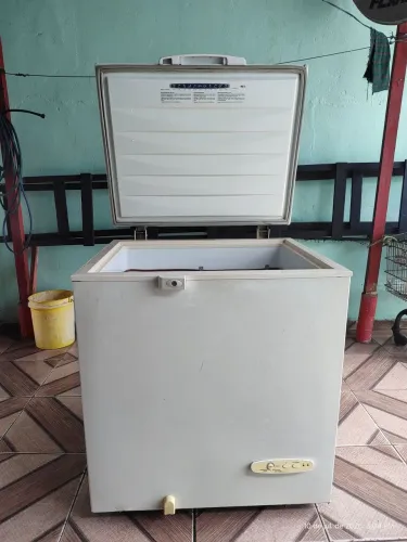 Freezer Eletrolux horizontal 250l -LEIA DESCRIÇÃO!! Aberto a negociação!!