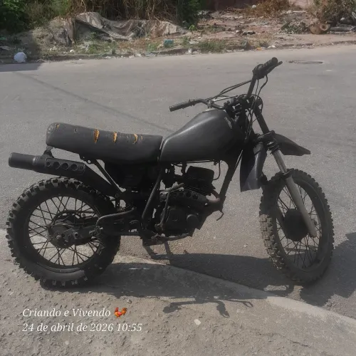 Moto de trilha