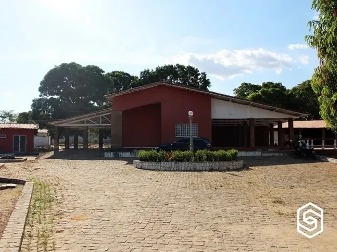 (2548) TERRENO COMERCIAL NA ZONA LESTE