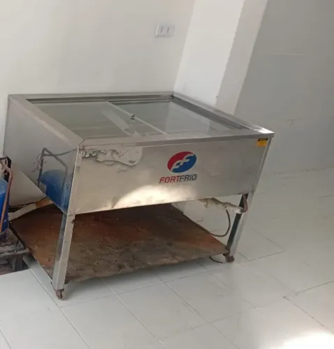 Máquina de gelo saborizado