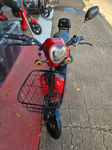 Bicicleta eléctrica aro 14