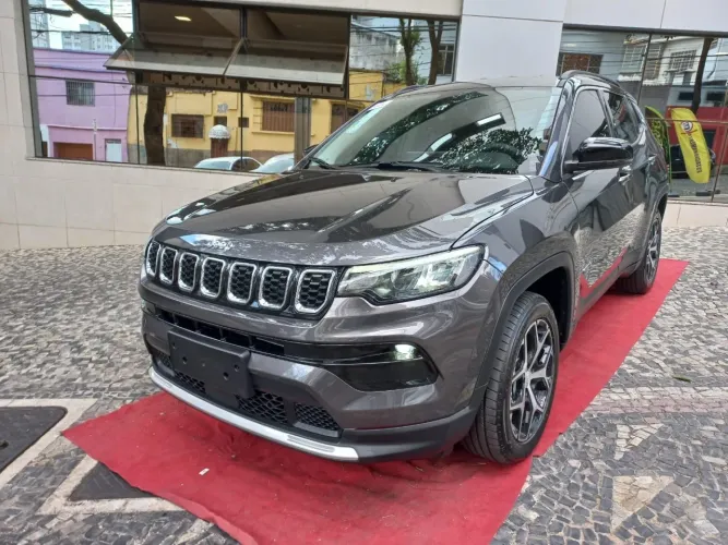 Jeep Compass Long. T270 1.3 TB 4X2 Flex AUT 2026