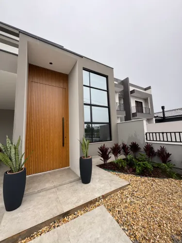 Casa nova em São José no bairro Forquilhas com ótima localização