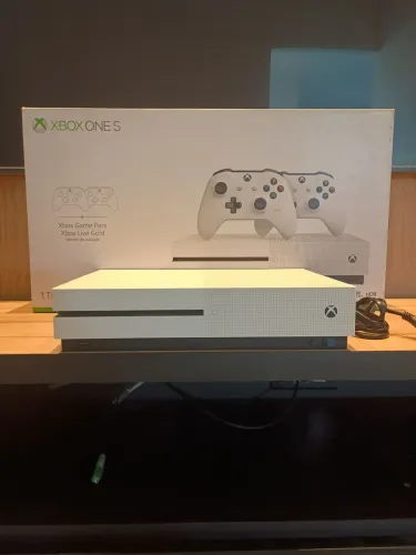 XBOX ONE S 1T