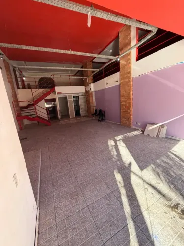 MARAVILHOSA LOJA COMERCIAL - 94m2