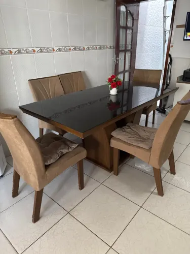 Mesa para 6 cadeiras