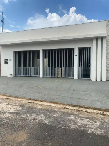 Casa a Venda Bairro Santa Terezinha em Cuiabá.
