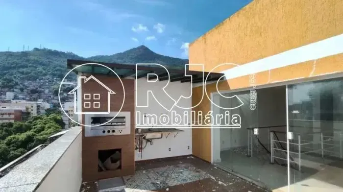 Cobertura Duplex Exclusiva: Terraço com Churrasqueira, Vista Livre e 2 Vagas de Escritura