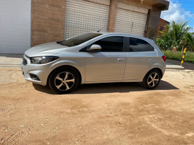 Chevrolet Onix Hatch LTZ 1.4 8V Flex Mec. 4P 2018