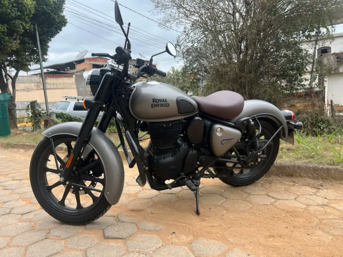 ROYAL ENFIELD CLASSIC 350 - 2025