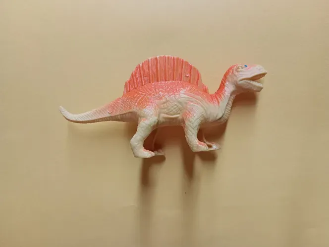Miniatura Dinossauro Espinossauro / Dimetrodonte Laranja - Brinquedo / Coleção