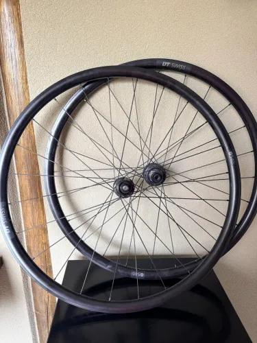 Roda DT Swiss G540 gravel speed