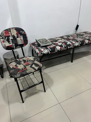 Vendo banco e cadeira em boas condições