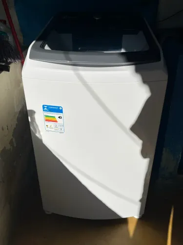 Vende-se máquina Electrolux 