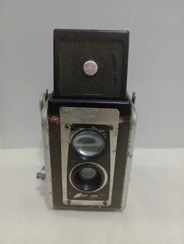 Máquina fotográfica Kodak Brownie reflex