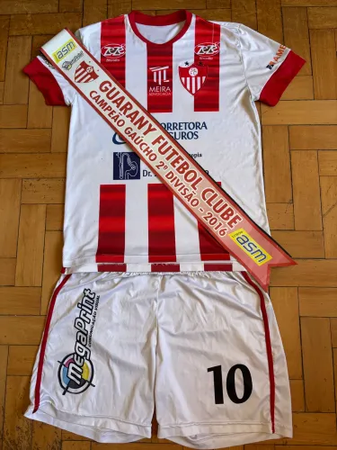 Conjunto Guarany de Bagé campeão gaúcho 2017 modelo jogador 