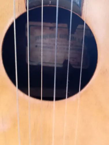 Violão tranquilo Giannini 
