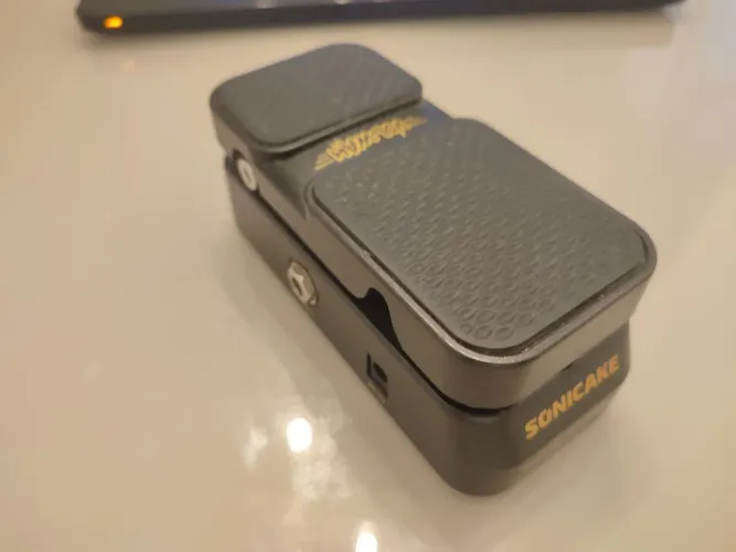 Volume/wah Sonicake