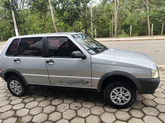 Fiat Uno Mille WAY Economy 1.0 F.flex 4P 2013