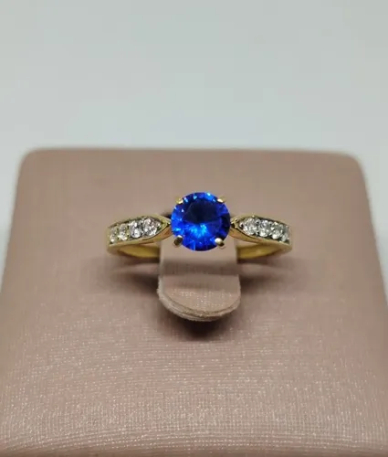 Anel ouro 18k - zirconias - aro 11