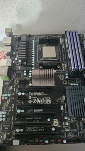 Kit AMD FX-8120 + Gigabyte 990FXA + 32GB RAM HyperX