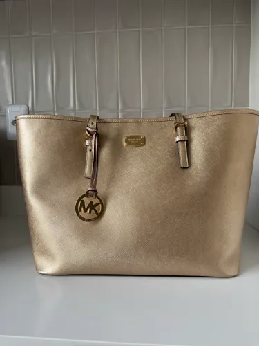 Bolsa semi nova Michael kors