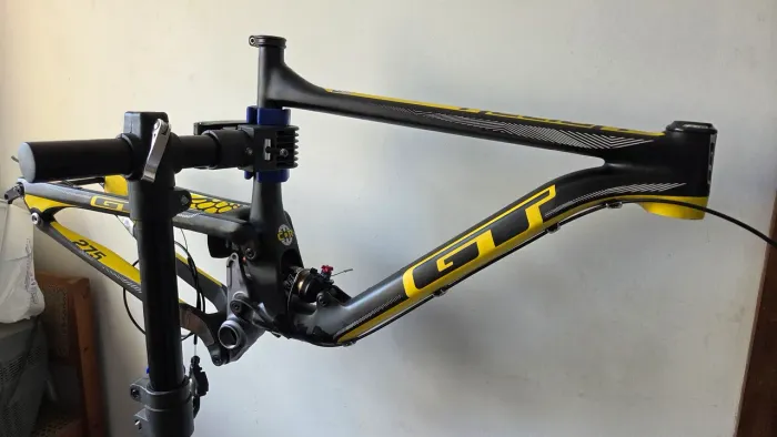 Quadro GT Helion Team 27.5 MTB