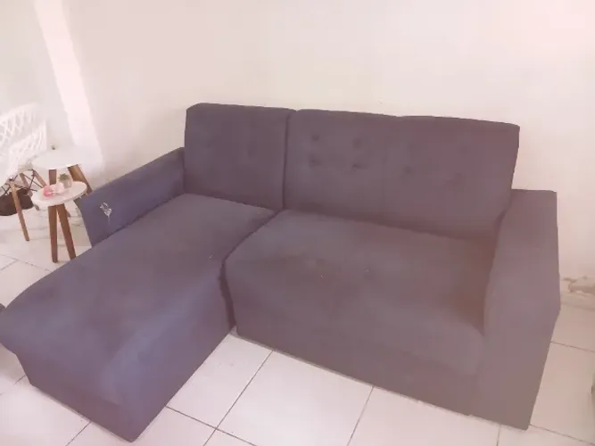Sofá em L duas peças