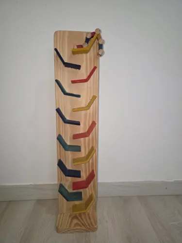 Brinquedo Educativo Torre Pinus<br><br> Zig Zag Carrinho