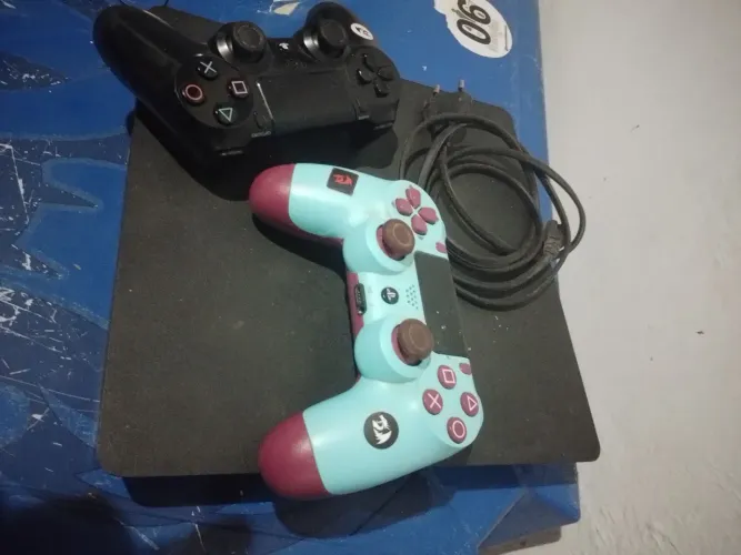 Ps4 Slim 1TB