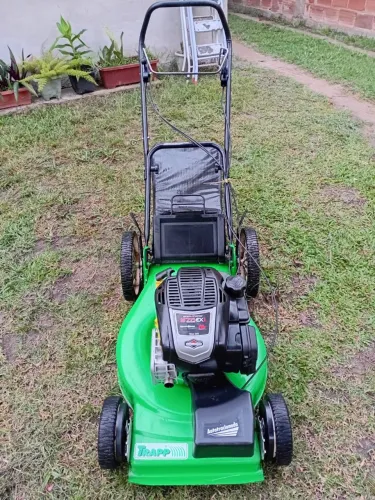 Cortador de grama 