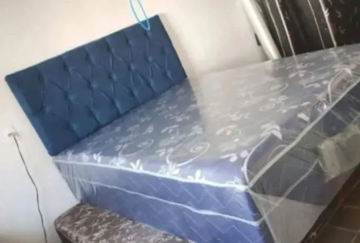 Cama box casal de fábrica