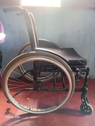 Cadeira de rodas ortobras tipo x dobrável 