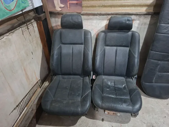 Bancos Elétricos Mercedez Bens