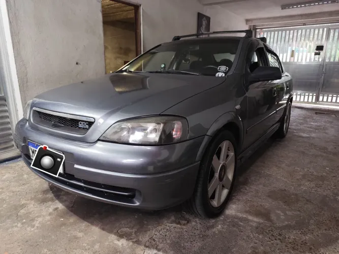 Chevrolet Astra GL Milenium 1.8 MPFI 4P 2001