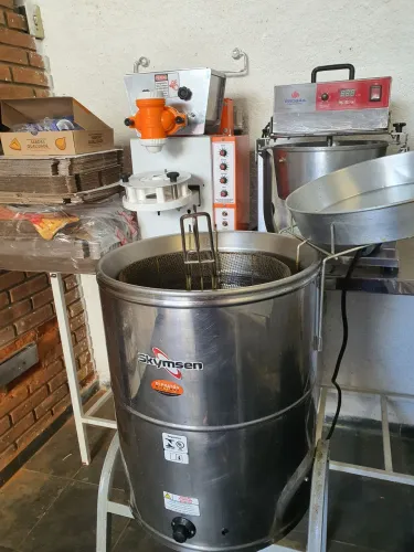 Vendo kit completo para salgados barato