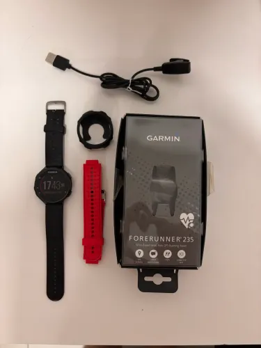 Garmin forerunner 235
