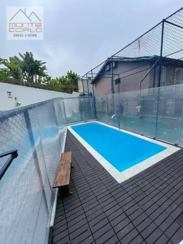 Sobrado em Condomínio Fechado com 2 dormitórios à venda, 72 m² por R$ 450.000 - Nova Petró
