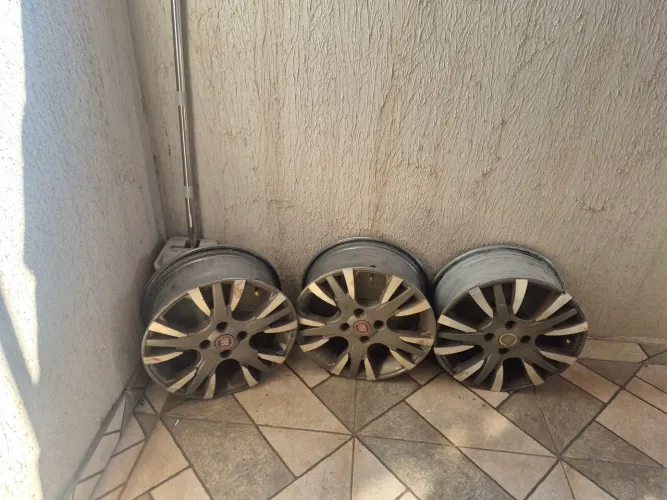 Roda aro 15
