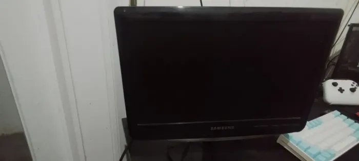 Monitor Samsung SyncMaster B1630 (15.6")