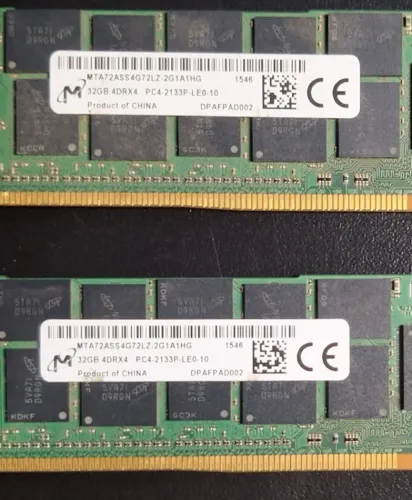 Memória RAM: Kit com 2x 32GB (64GB Total) - LRDIMM ECC (Servidores/Intel Xeon)