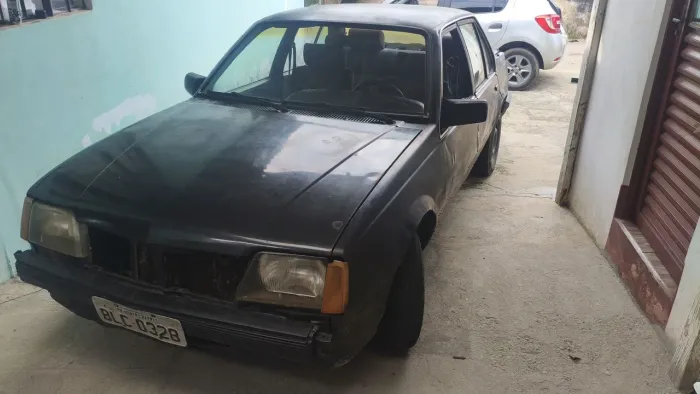 Chevrolet Monza Classic SE 2.0 /mpfi E EFI 2P E 4P 1990