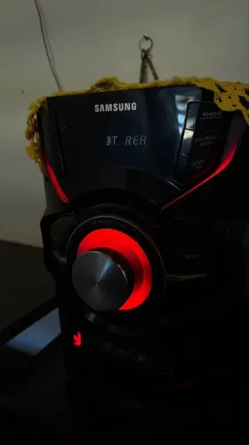 Mini System Samsung Giga Sound + 2 Caixas Potentes