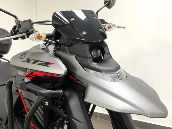 YAMAHA LANDER 250 CONNECTED 2025