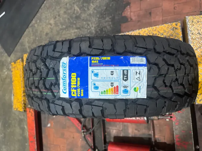 Pneu Comforser Aro 16 235/70 R16 104S OWL CF1100 