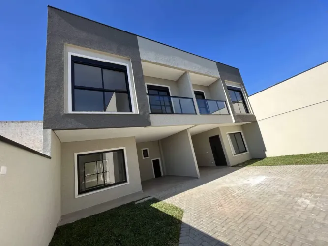 SOBRADO DUPLEX NOVO À VENDA NO BOQUEIRÃO.