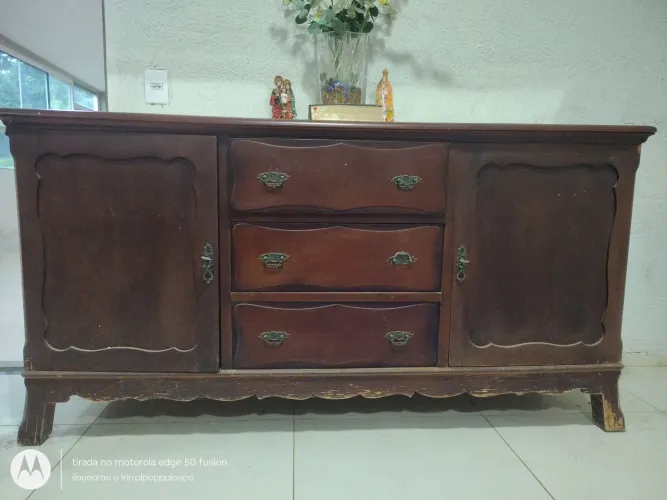 Balcão estilo buffet em madeira