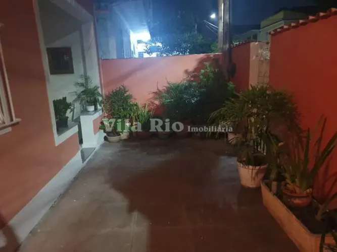 Casa linear próximo ao supermercado Redeconomia.