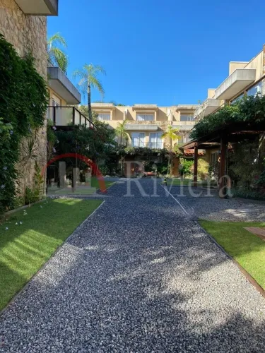 Casa a Venda na Praia de Barra do Una, Condomínio Fechado em São Sebastião/SP